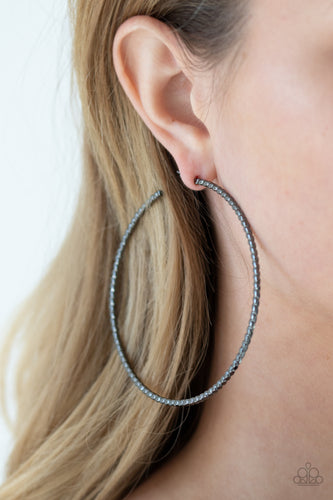 Pump Up The Volume Hoop Earrings - Black - SassyChicGlitz