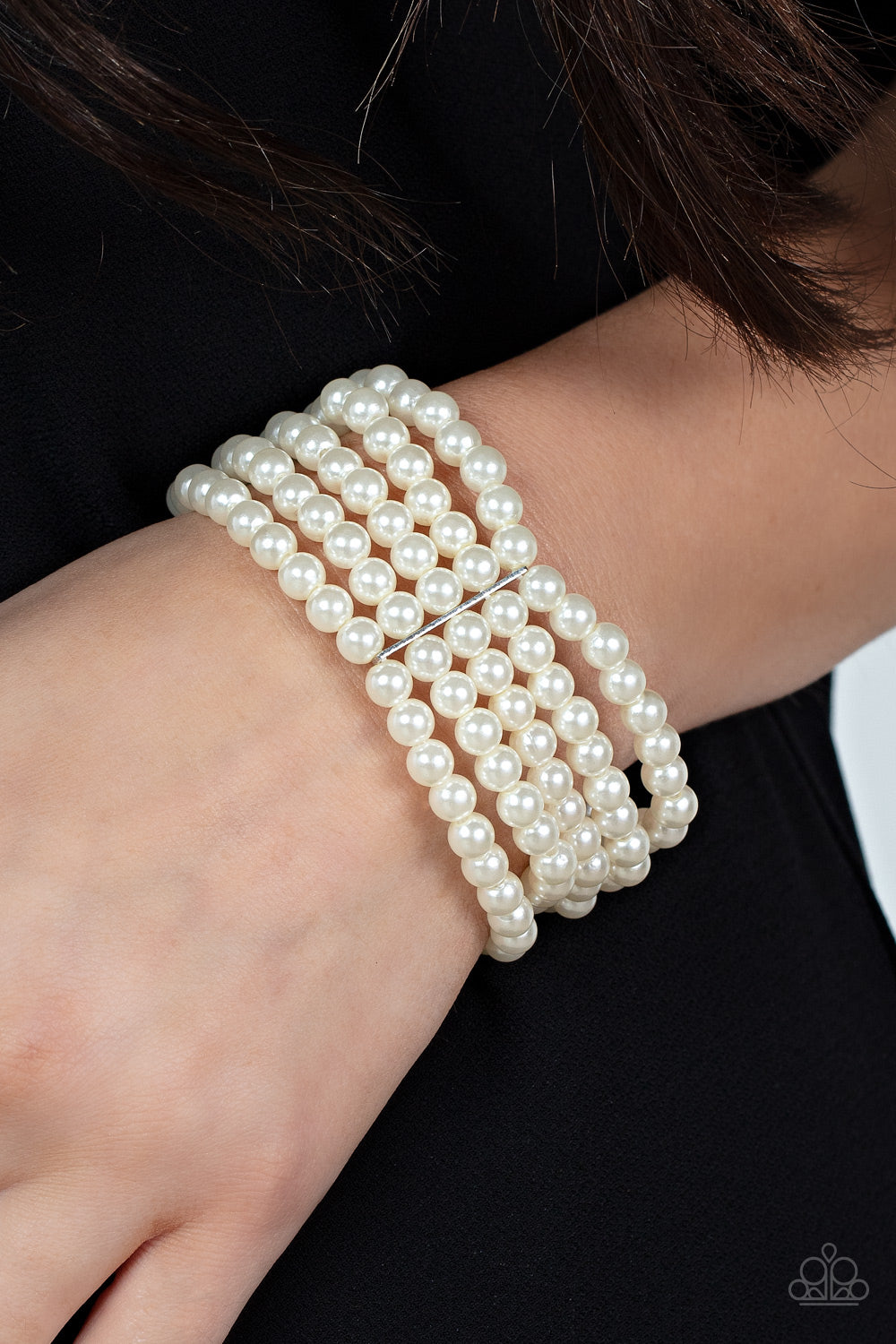 A Pearly Affair - Fancy White pearl Bracelet - SassyChicGlitz